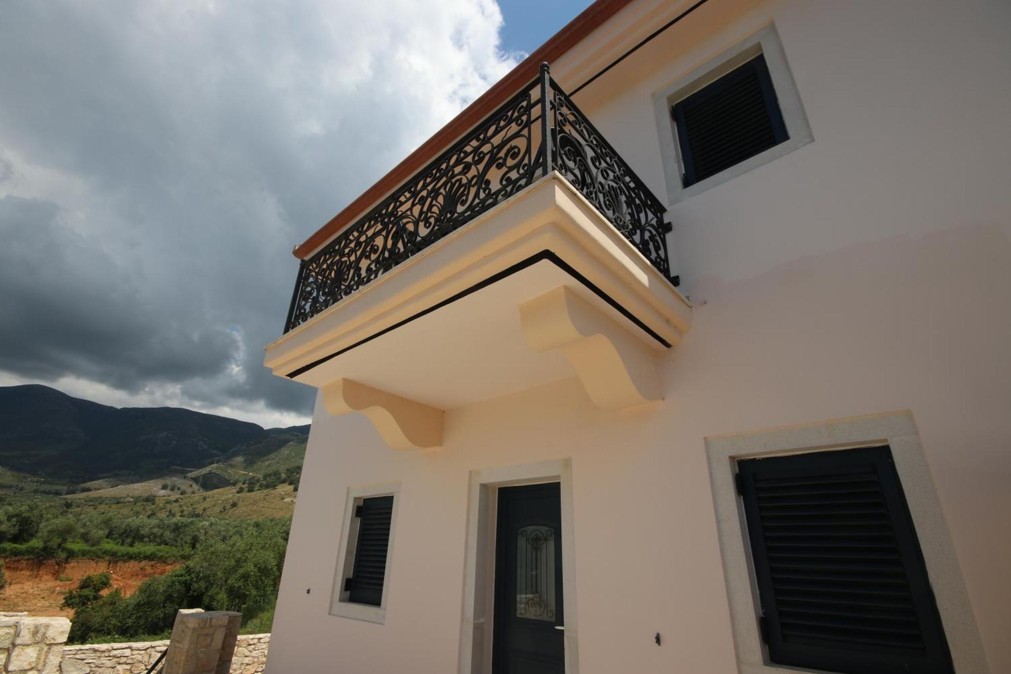 Mario Villa *